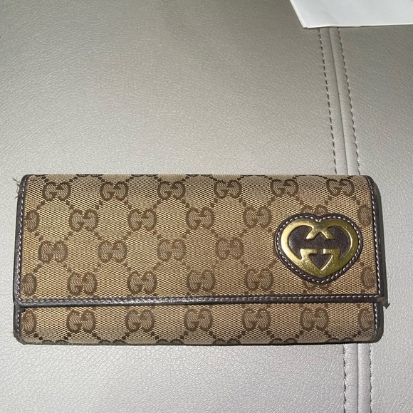 Gucci Brown Monogram Wallet with Gold Heart Logo - Picture 1 of 8
